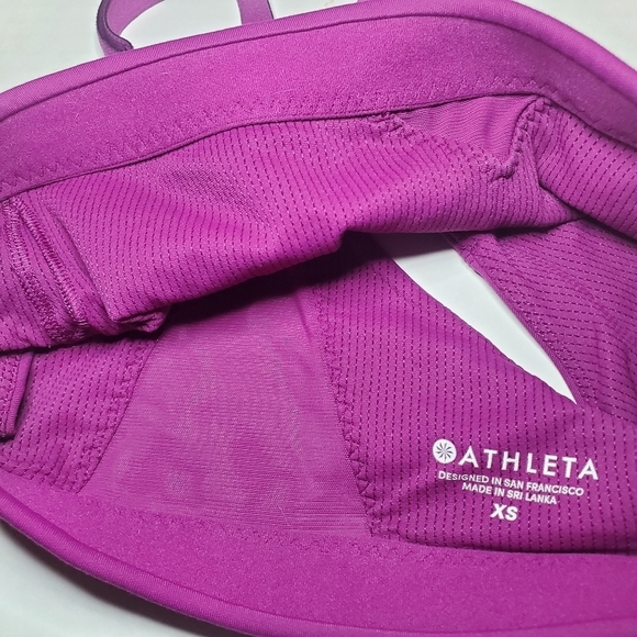 Athleta All in Bra Sculptek fuschia pink medium support sports bra XS - Picture 6 of 7